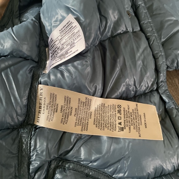 Burberry Women’s lightweight down trench coat jacket - Picture 10 of 14